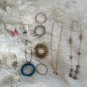assorted reseller bundle lot wholesale costume play jewelry vintage vtg bracelet